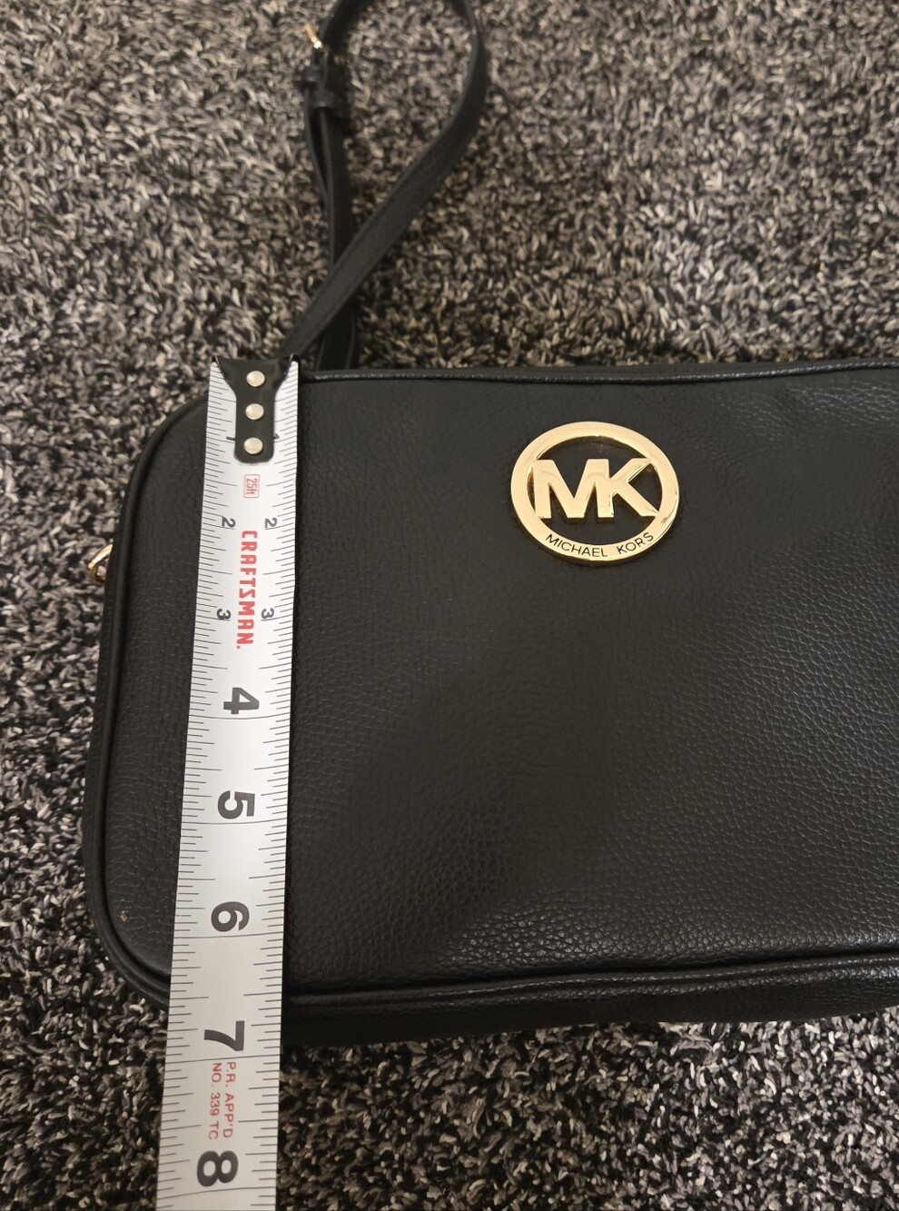 MICHAEL KORS Women's Fulton LG EW Crossbody Bag Purse Black Leather Gold MK Logo - Picture 10 of 12